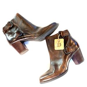 BORN Boots with heels Sz.10